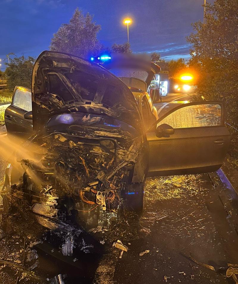 Firefighters battled car fire at N7 / Red Cow area last night 