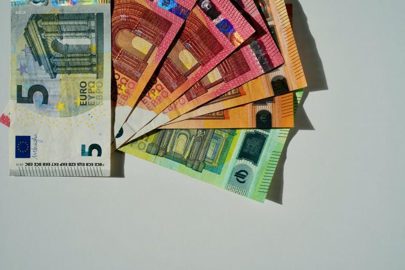 Thousands of families across Kildare entitled to an extra €550 with new social welfare payment 