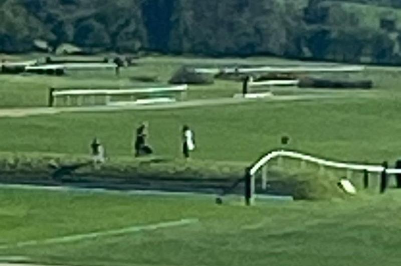 'No respect' - Warning to people spotted in selfish act on track at Punchestown