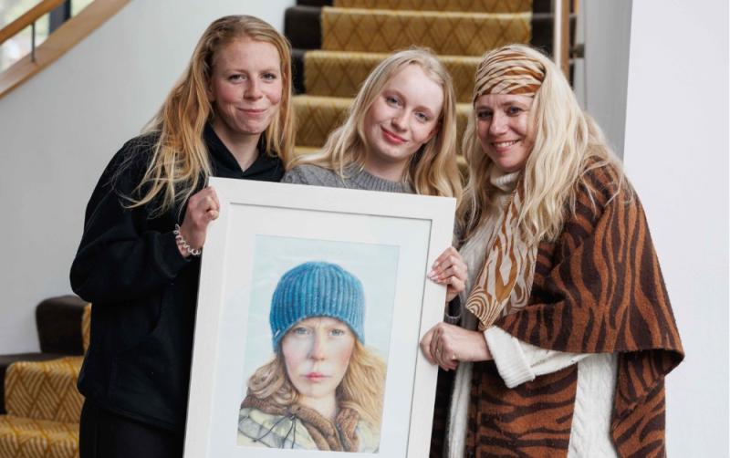 Kildare student wins prize for stunning portrait of her sister