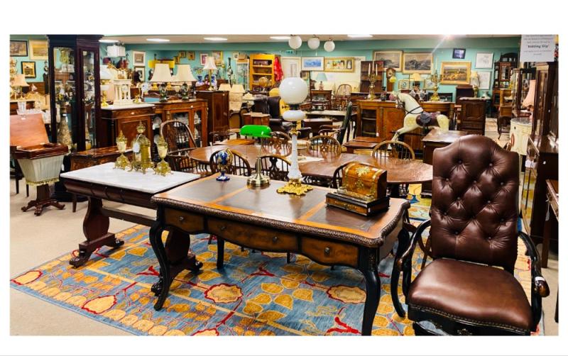 Impressive catalogued Live Auction by Reilly's Antiques to take place this month