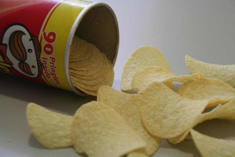 Teenager in court for stealing pack of Pringles 