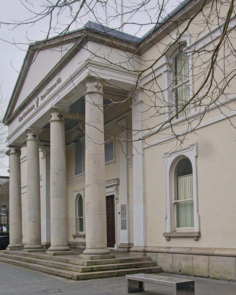 Security guard was bitten at Kildare hospital - claim