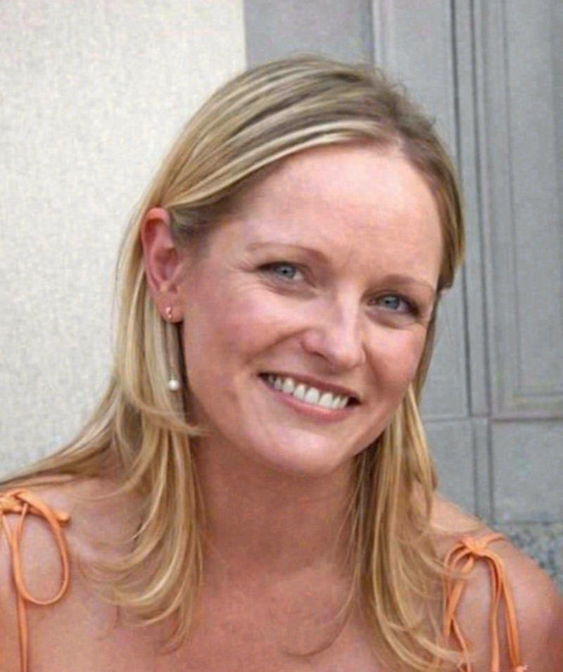 Ex-Irish rugby player pays emotional tribute to wife who 'was always by my side' at funeral