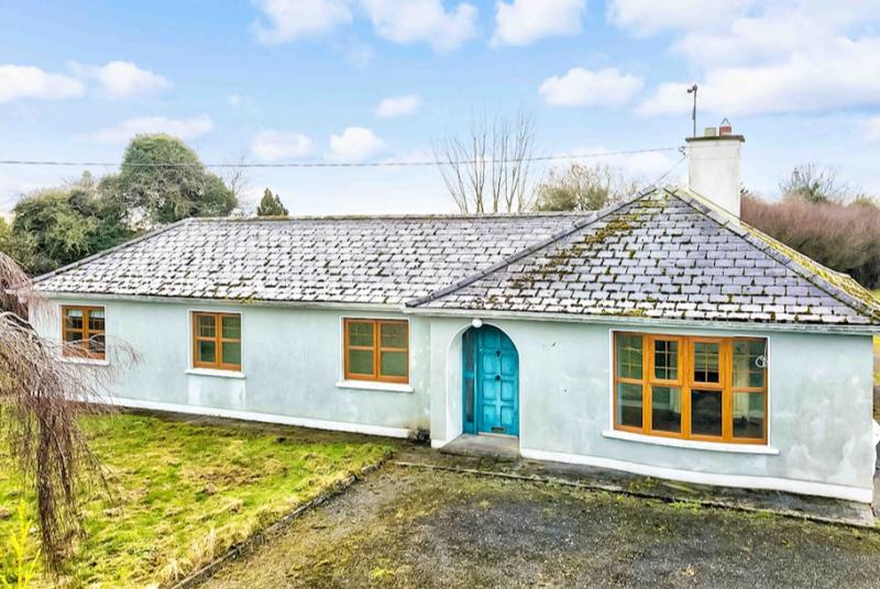 FOR SALE: Three-bed Kildare cottage on three-quarters of an acre 