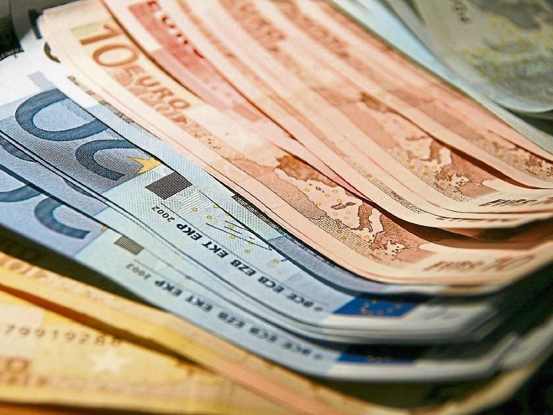 Kildare family man celebrates  lotto windfall