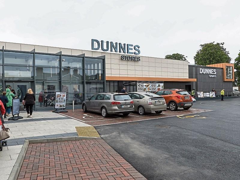 Kildare supermarket customers 'are blocking pedestrians'