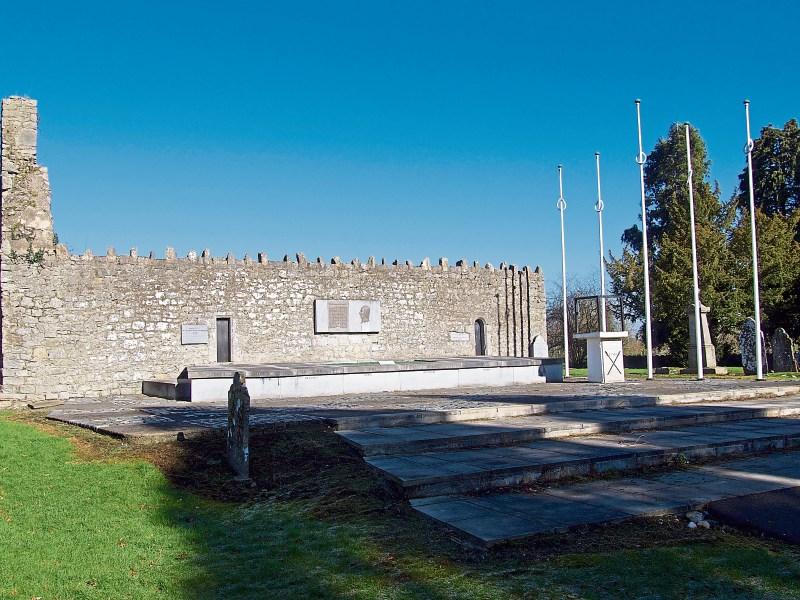 Kildare residents campaign for burial spaces because cemetery is full