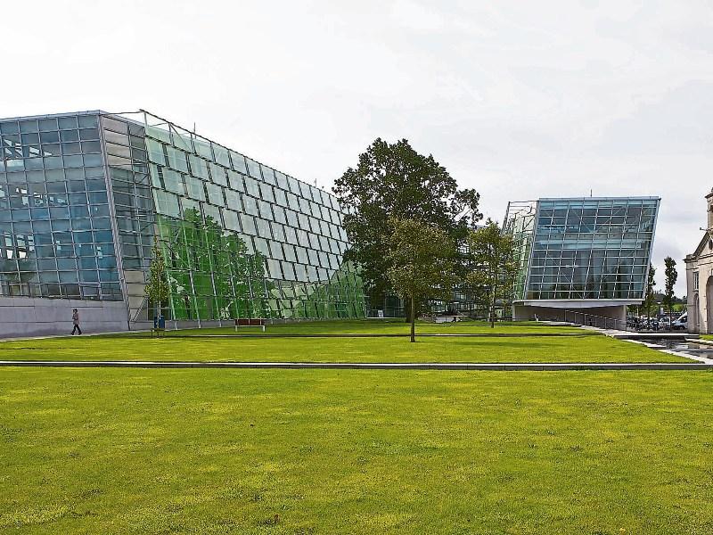 Public &lsquo;needs reassurance&rsquo; that Kildare County Council mail is secure, meeting hears