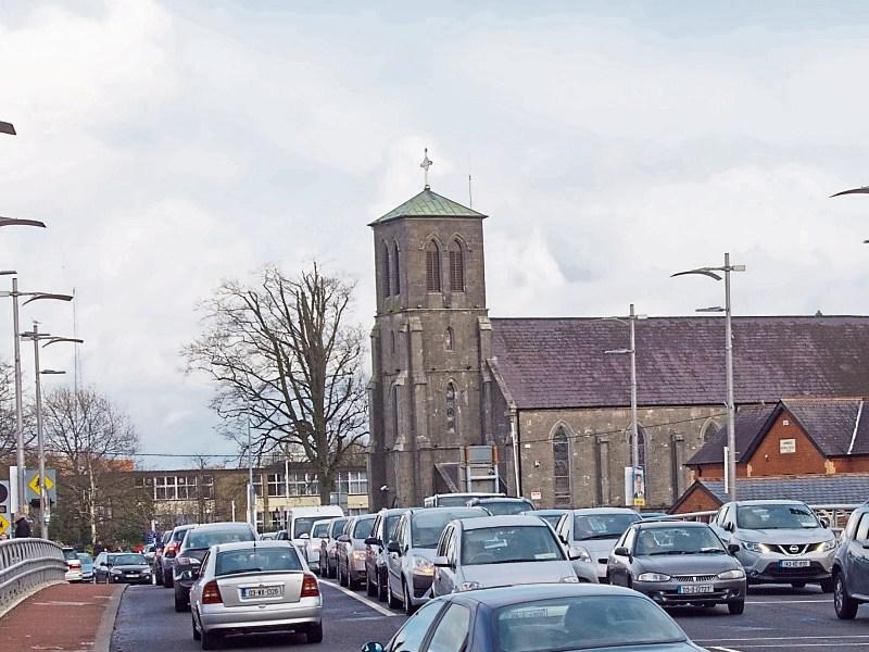 New traffic management plan urgently needed at Newbridge bridge