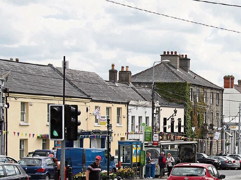 Retailers and staff 'use up free parking spaces' in Naas on Saturdays