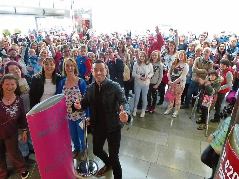 Fans out in force to meet Nathan Carter in Newbridge