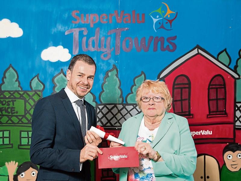 Kill Tidy Towns volunteer Joan Kerr gets community hero award