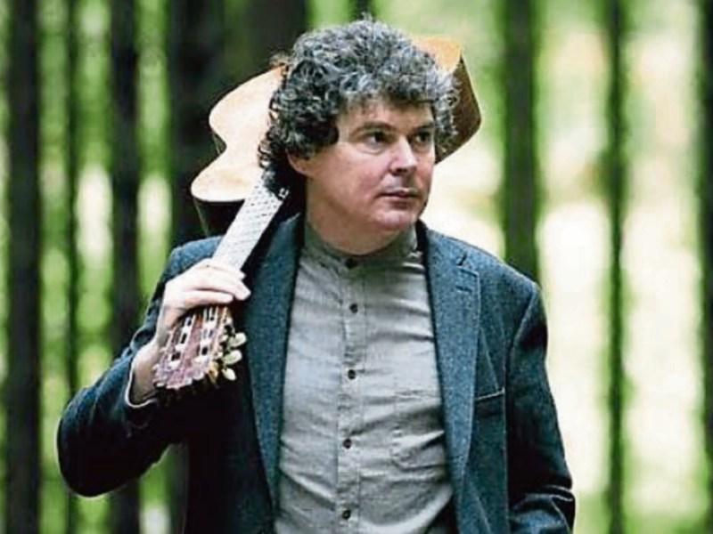 Singer John Spillane to hold Naas book signing this weekend