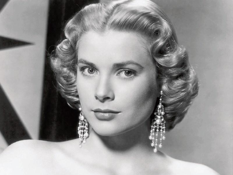 New exhibition of movie star jewellery from golden age of Hollywood at Newbridge Silverware