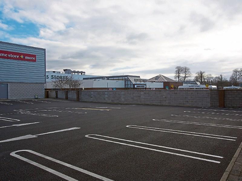 Dunnes Stores refuses to dismantle Newbridge's "Great Wall of Dunnes"