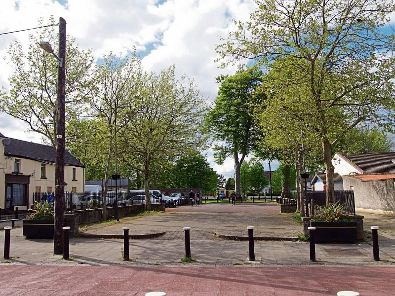 Call for removal of park benches in Newbridge