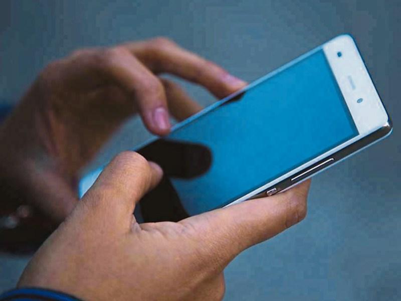 Gardaí warn of romance scammers on dating apps this Valentine’s day 