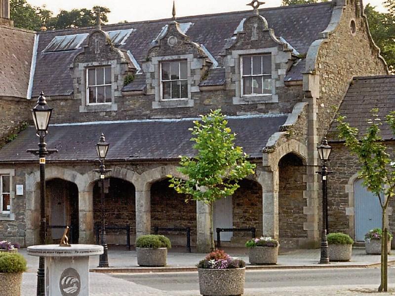 Man drove car into shop front in Athy 