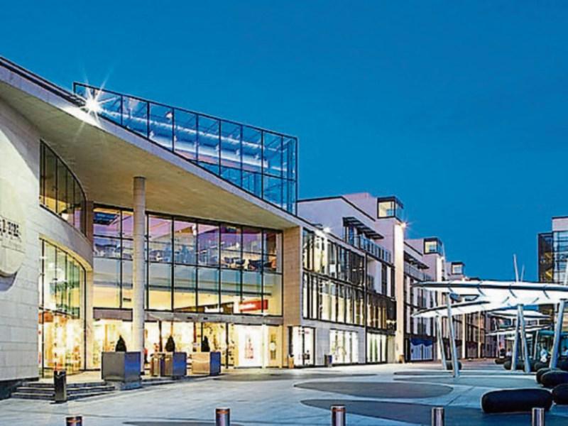 Free ‘Dinosaur Live Show’ at Whitewater Shopping Centre