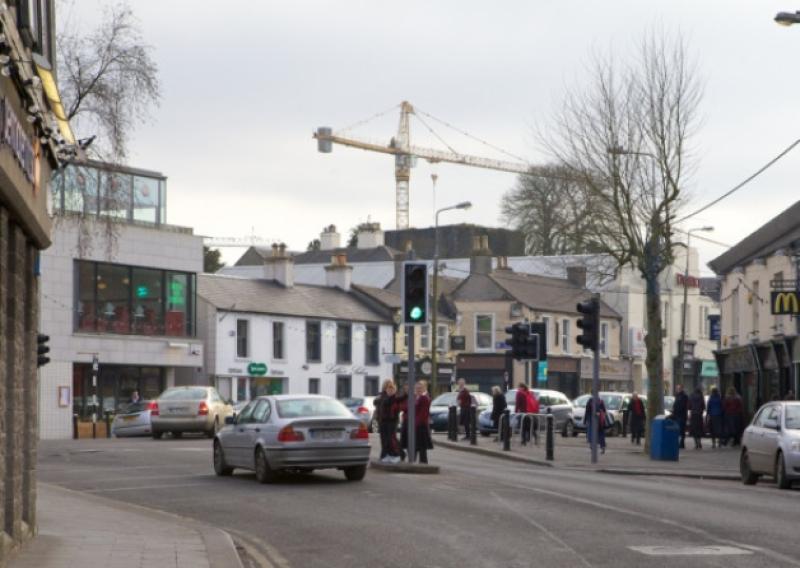 Heavy lorries should be banned from Naas
