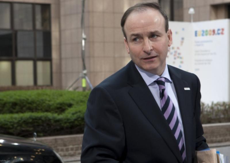 Taoiseach meets Macron in Paris to celebrate France and Ireland's 'strong historic ties'