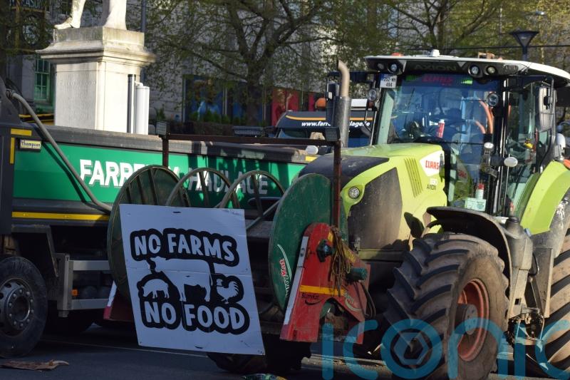 Government to face no confidence motion over fuel costs