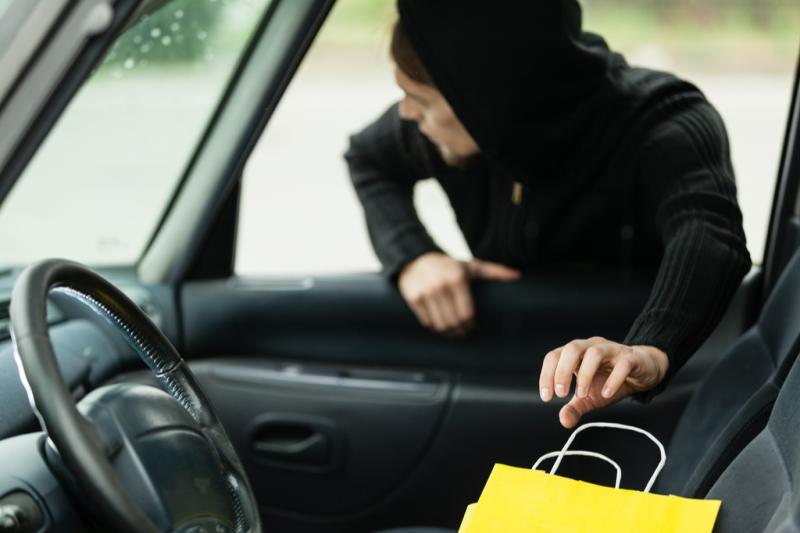 Multiple thefts from cars in Bagenalstown, Carlow Gardaí are investigating 