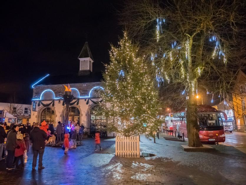 PICTURES Christmas lights switched on in Kildare town Photo 1 of 10